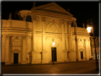 foto Bassano del Grappa di notte